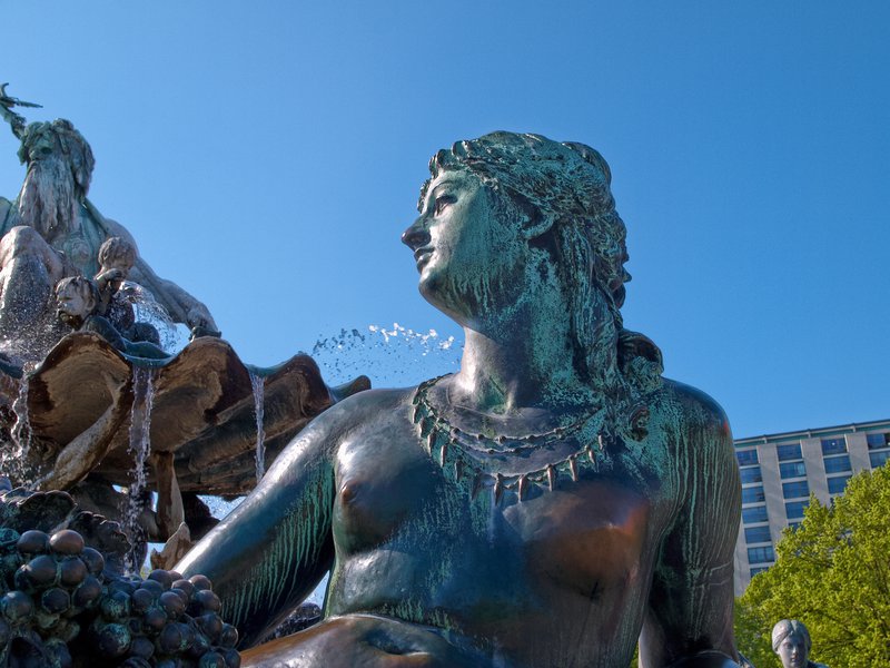 Berlin, Fountain
